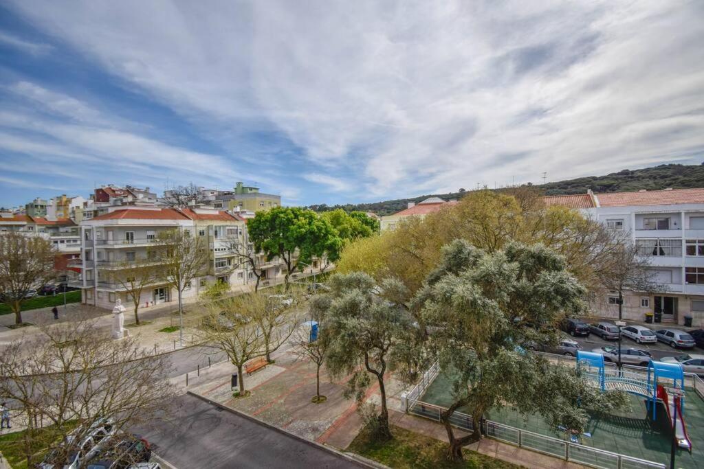 Cozy And Sunny Family Apartment Lisboa Exterior foto